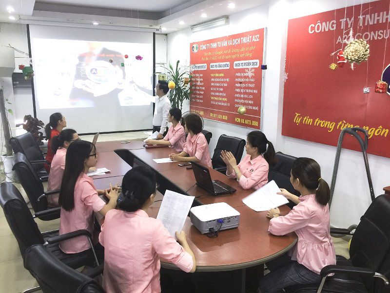 Nhân viên văn phòng dịch thuật công chứng Quảng Ngãi